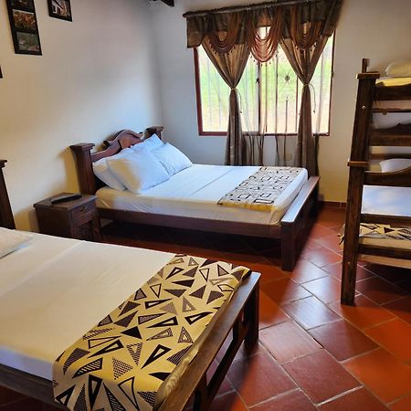Hotel Campestre Palmas Del Zamorano サン・ヒル エクステリア 写真