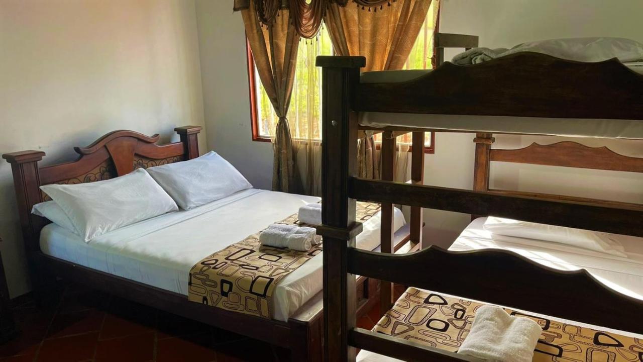 Hotel Campestre Palmas Del Zamorano サン・ヒル エクステリア 写真