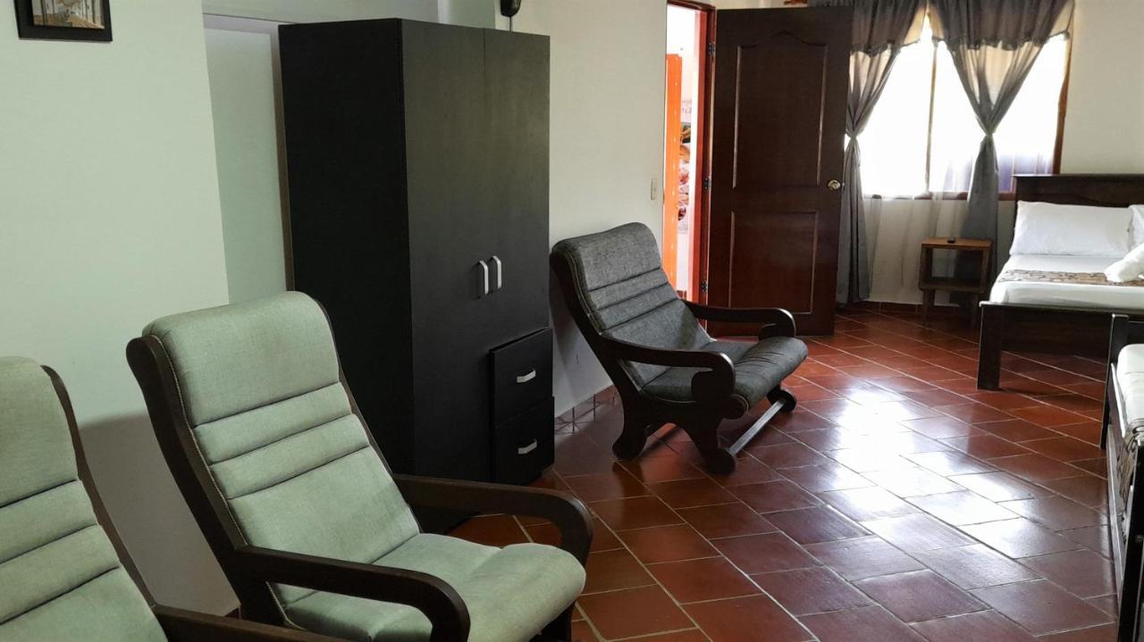 Hotel Campestre Palmas Del Zamorano サン・ヒル エクステリア 写真