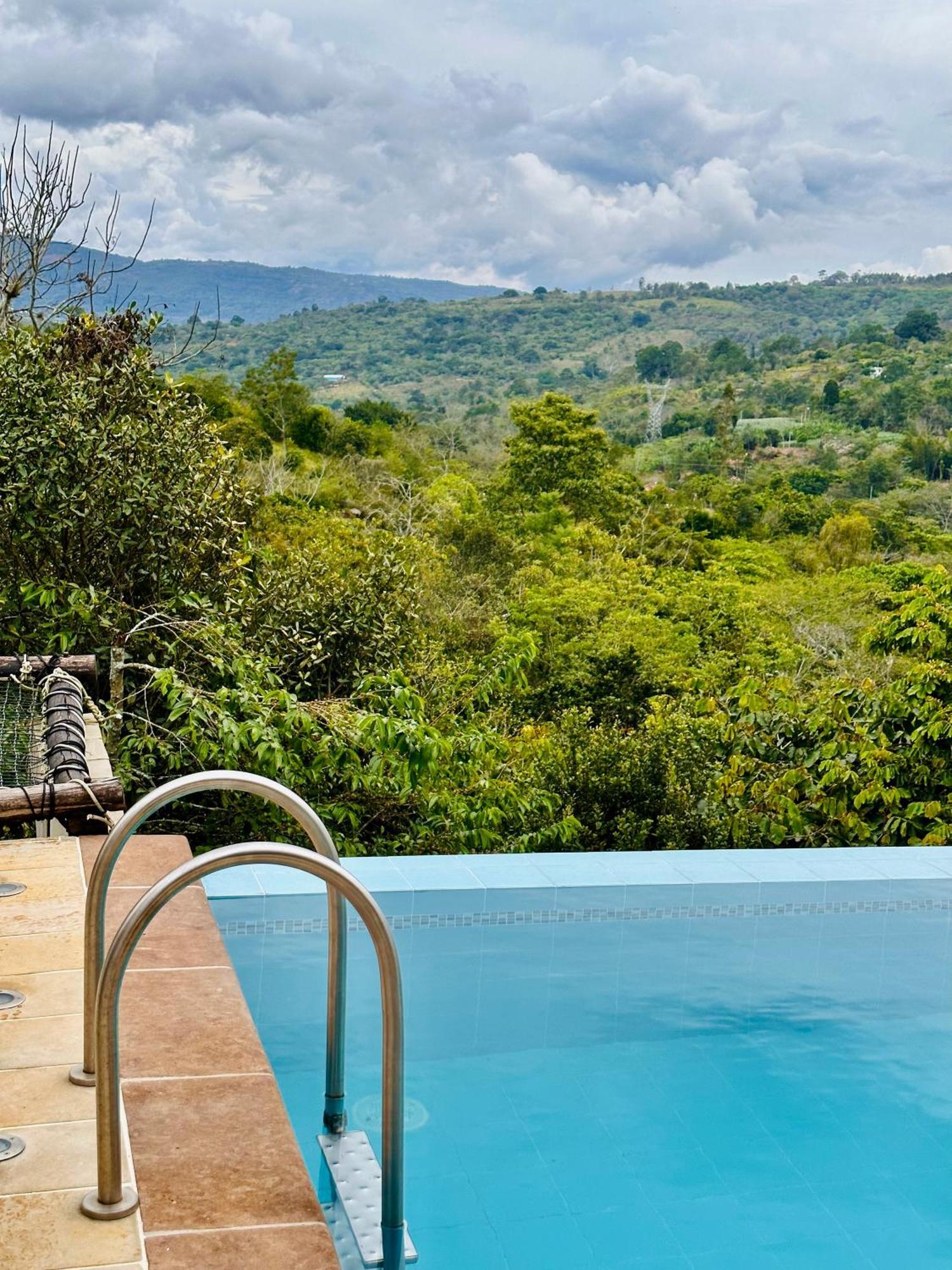 Hotel Campestre Palmas Del Zamorano サン・ヒル エクステリア 写真