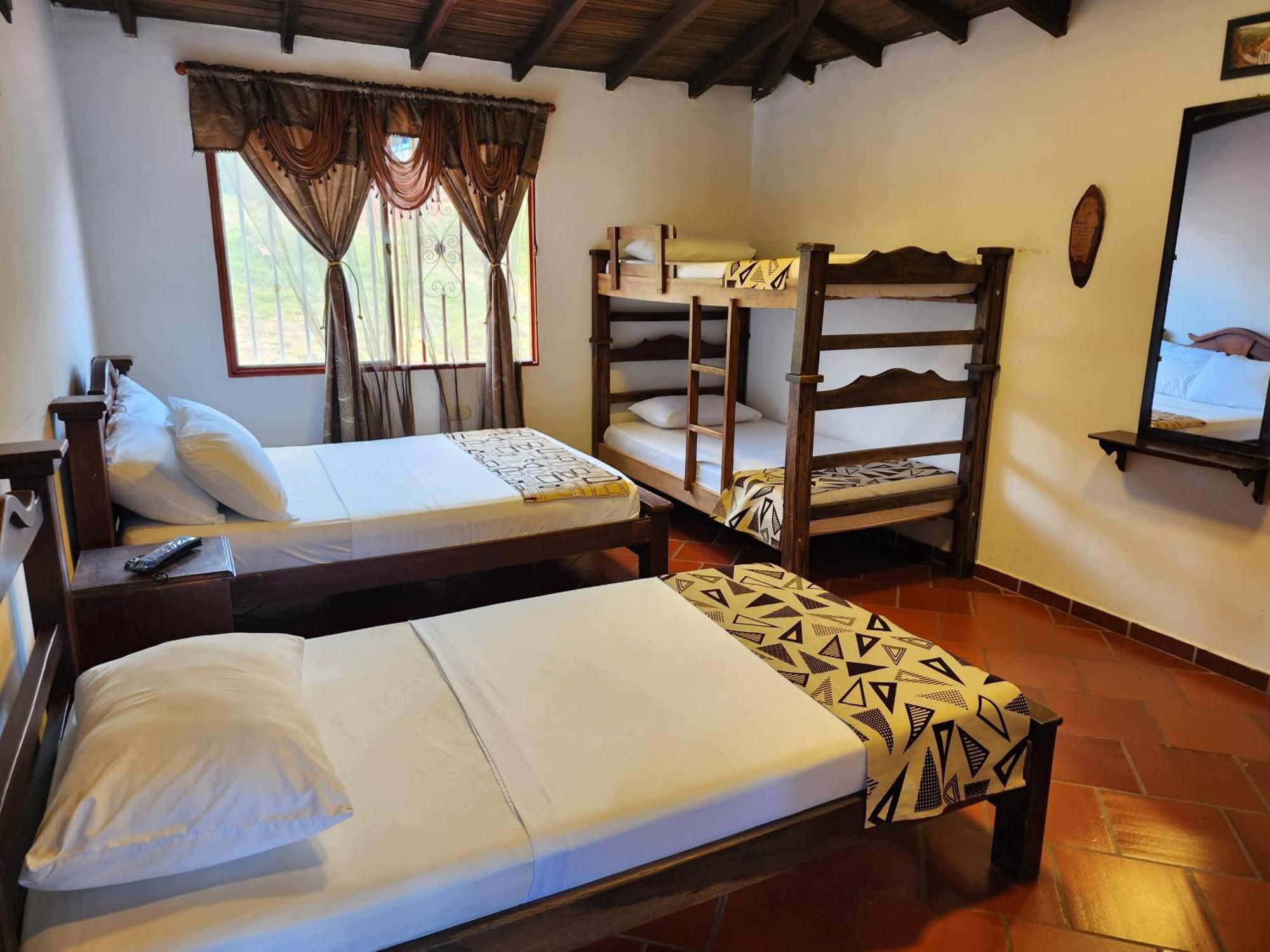 Hotel Campestre Palmas Del Zamorano サン・ヒル エクステリア 写真